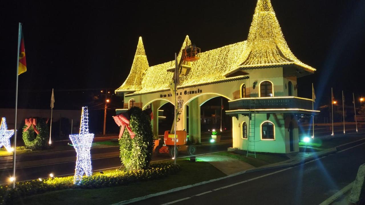 Do Portico Gramado