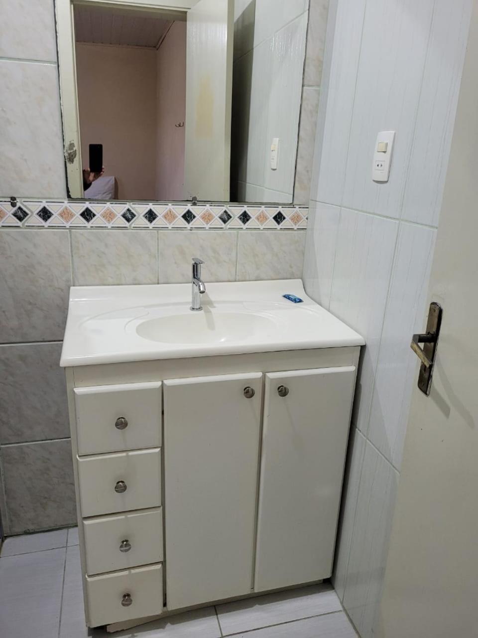 Do Portico Inn 2*